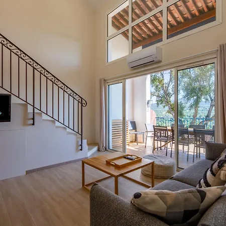 Les Bastides Aux Restanques Du Golfe De St Tropez - Maeva - Bastide Duplex Climatisee Vue 5 Pieces 8 Personnes - Prestige - Super Mae-4833 * Grimaud